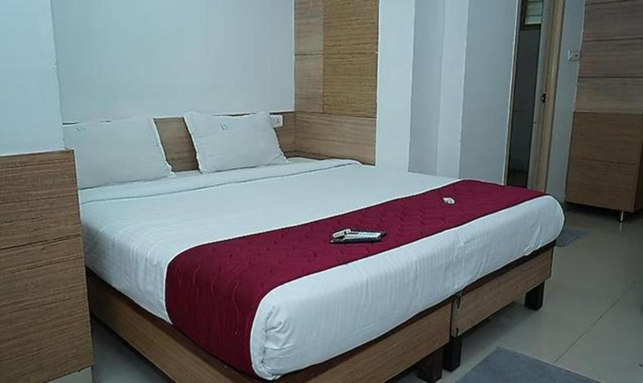 Fabexpress I5 Boutique Hotel Csennai Kültér fotó